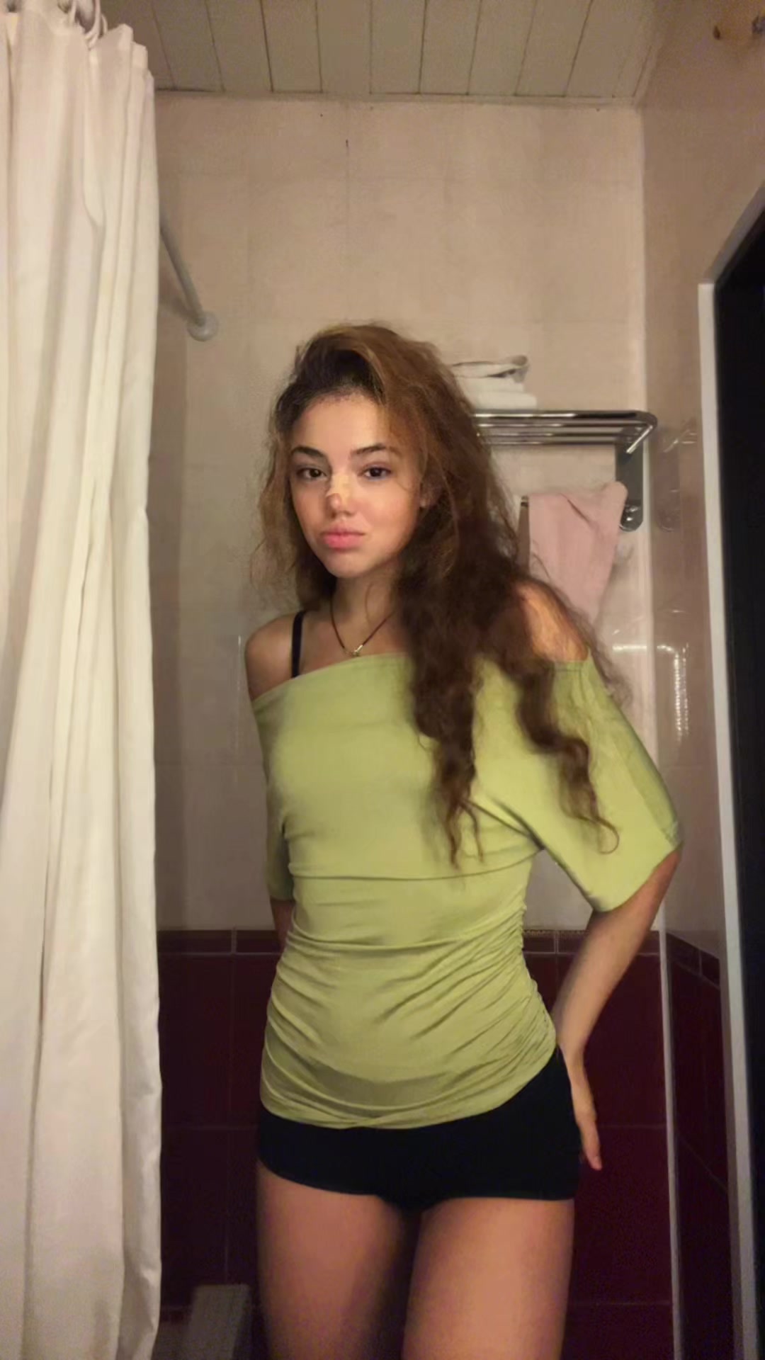 @мисс бартли