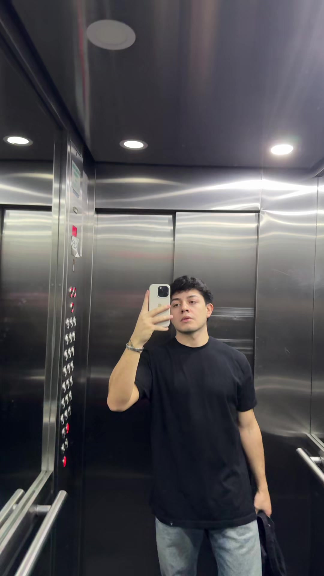 @Leo Zarate