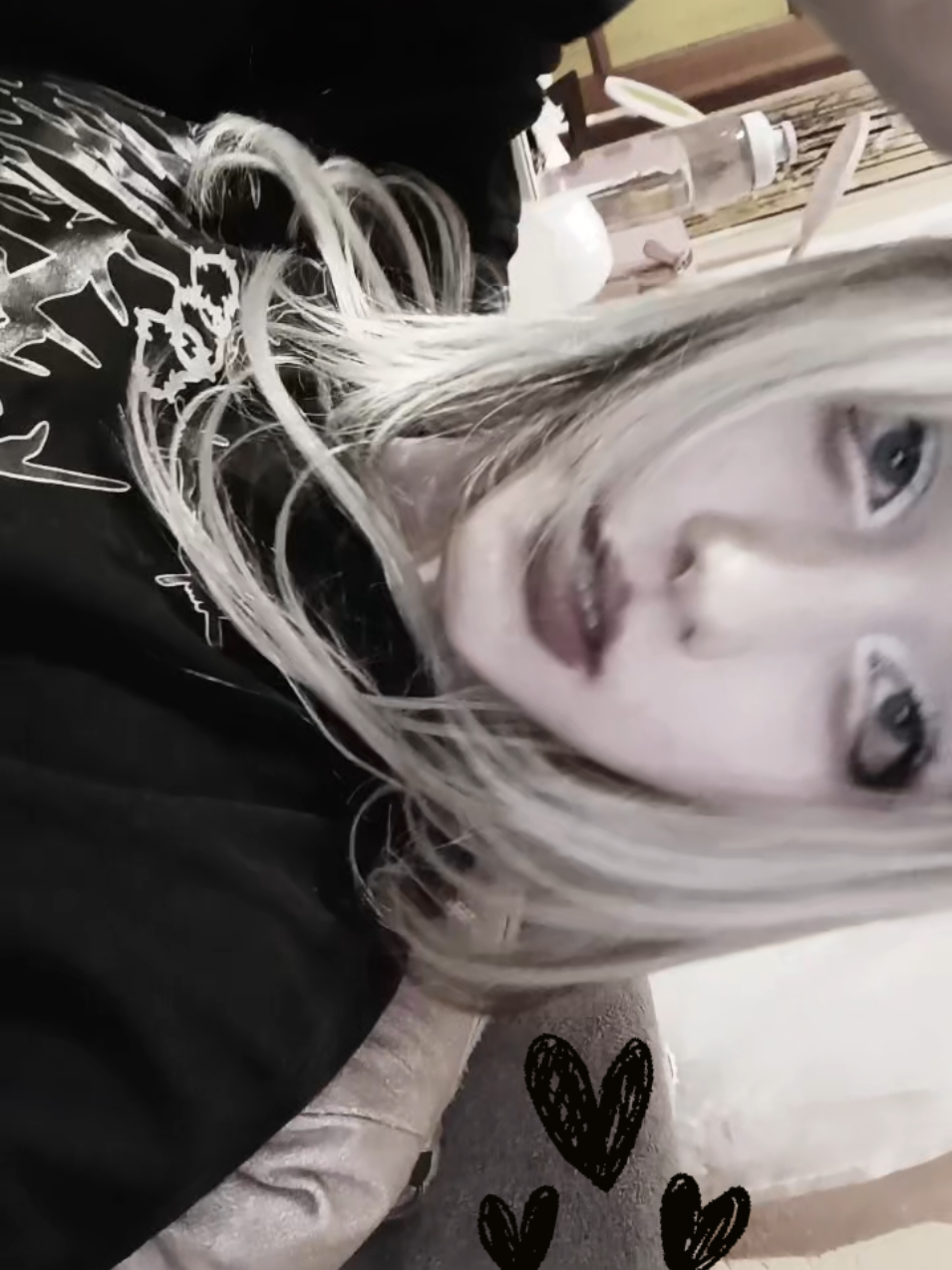 @✧･ﾟ: *✧･ﾟ:*