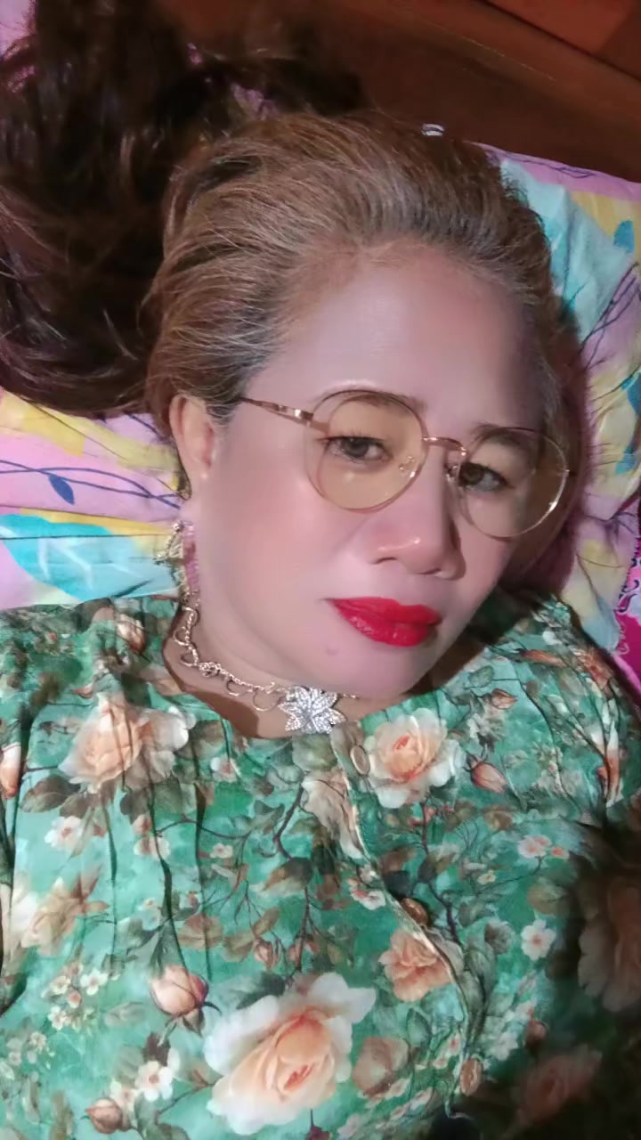 @Esna janda cantik ✨🥰