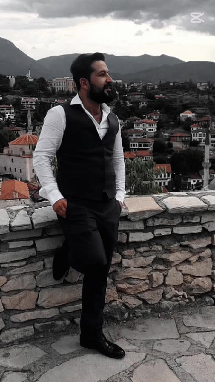 @G&ouml;khan &Ouml;z&ccedil;elik