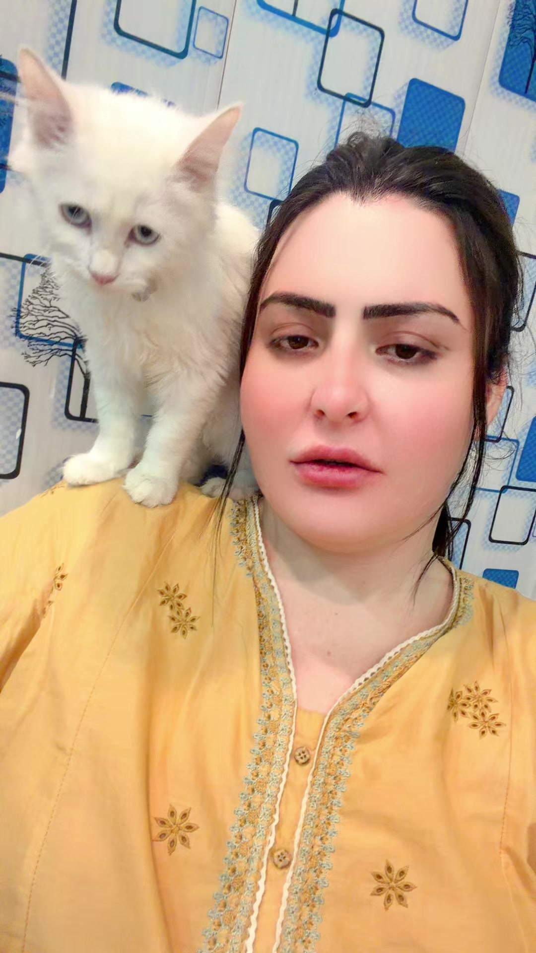 @Riya Khan34