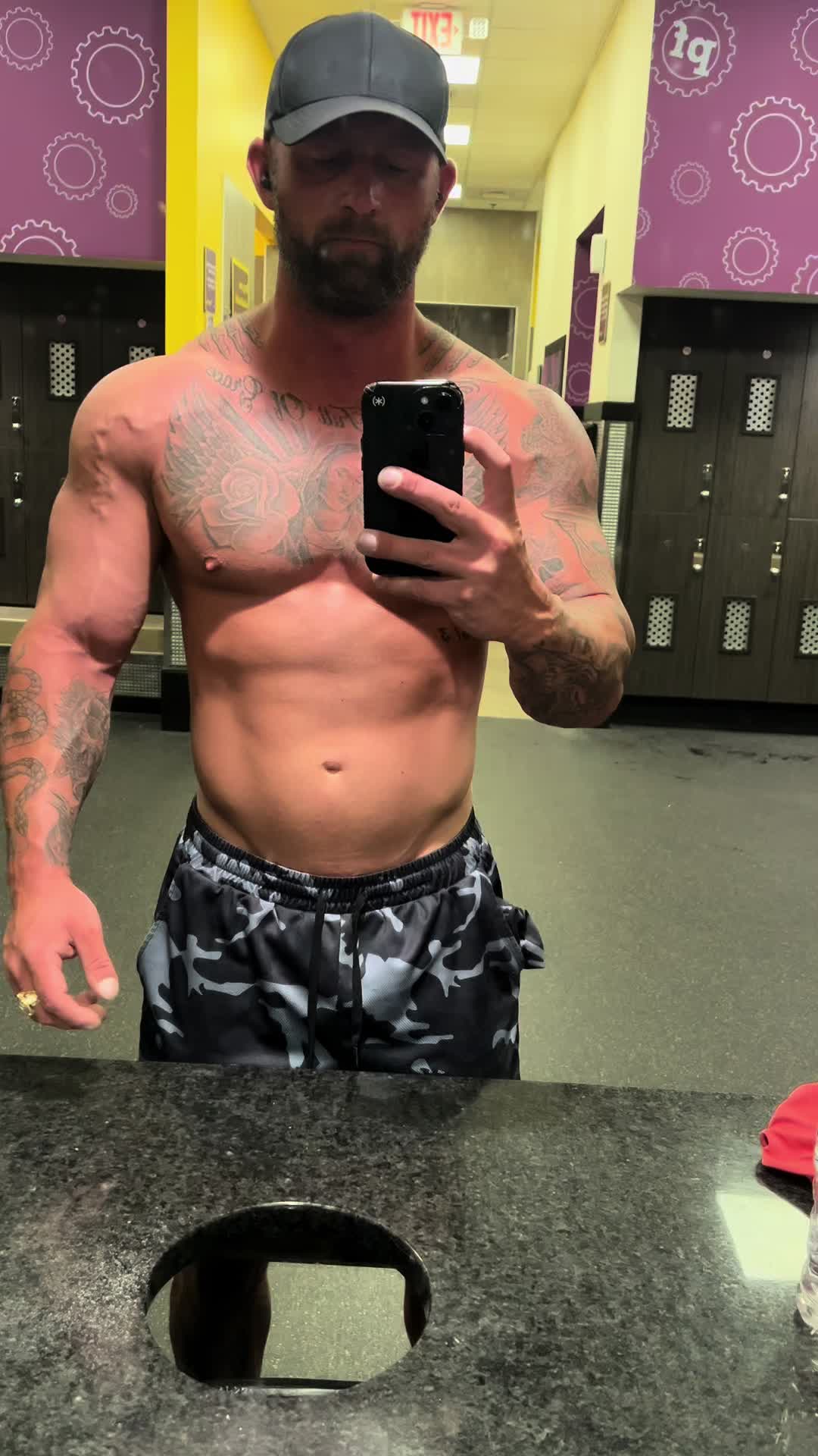 @richieswollerton