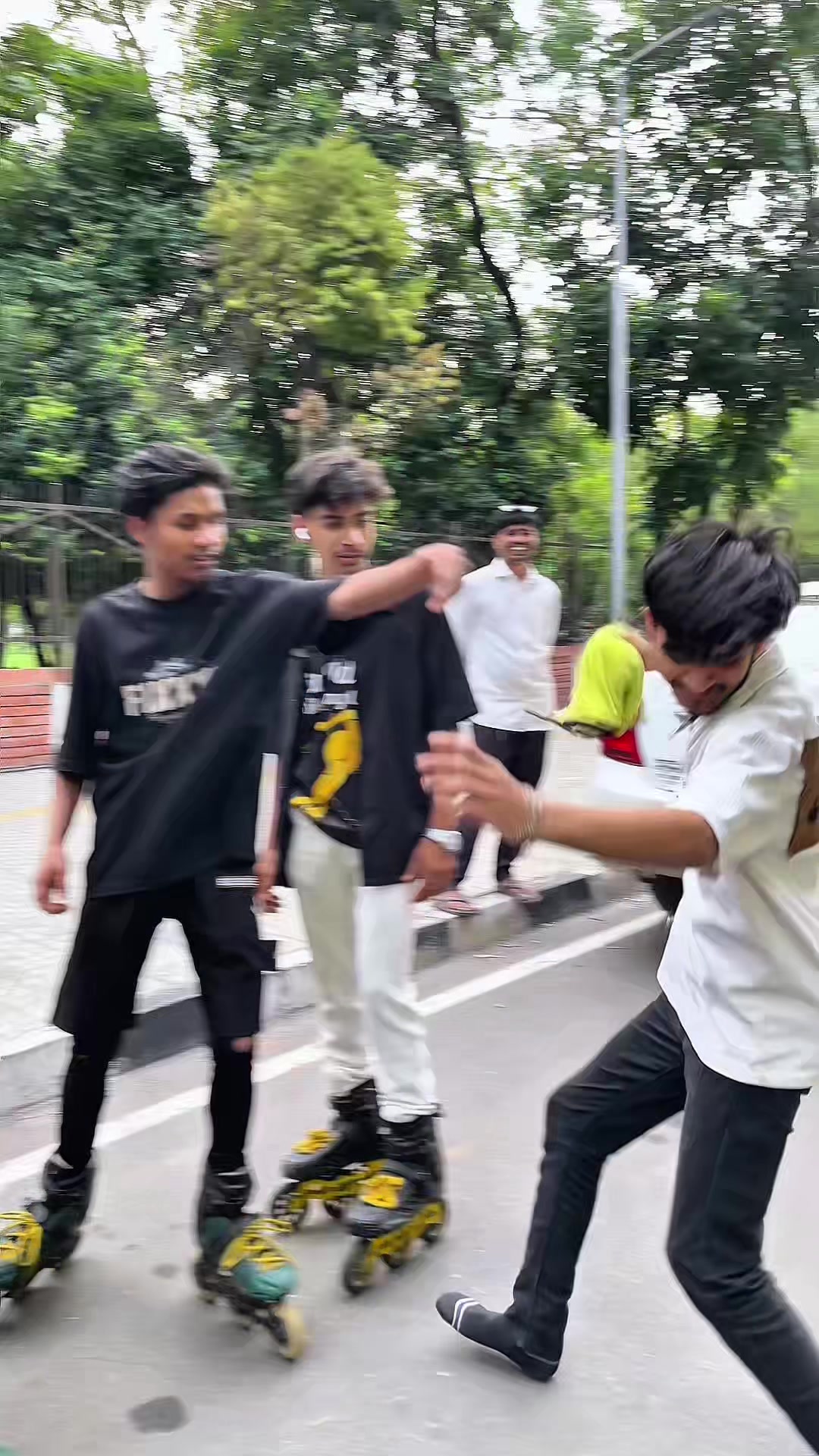 @SHARIF VAI  ⛸️✅