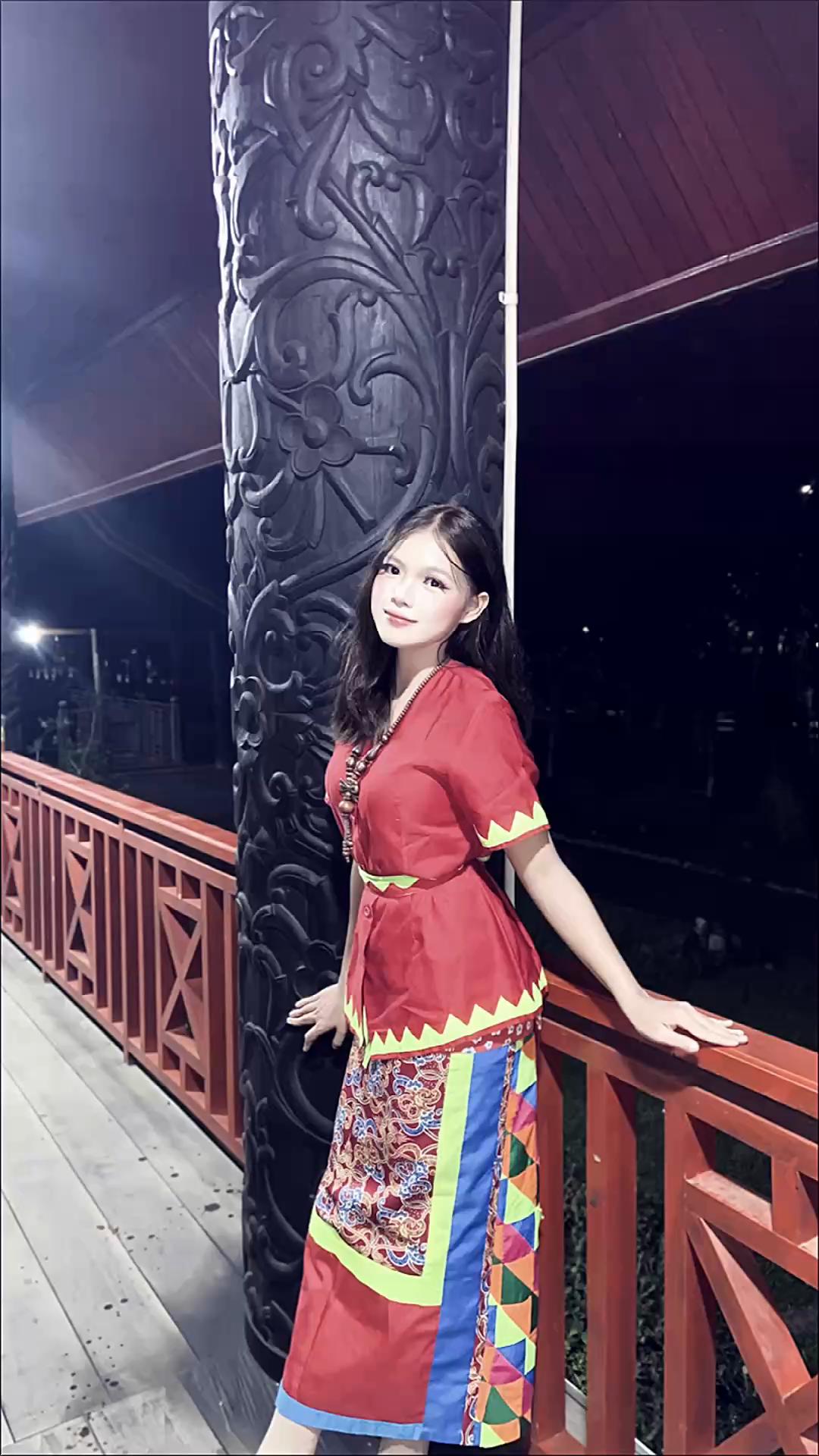 @distiiiii