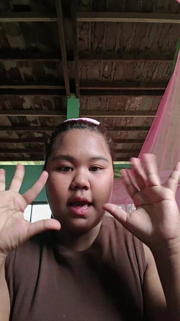 @ฟ่ะ ฟ้า' เองง๊าย