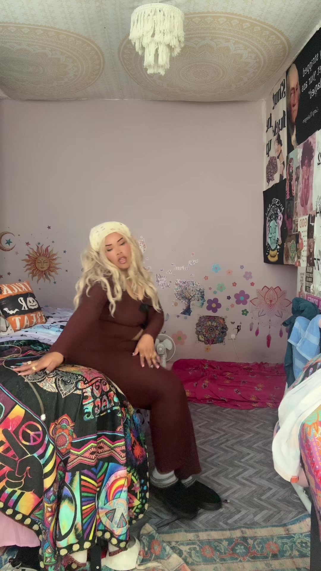 @🧚🏽♀️🍄Charn tanoushka☮️✌🏽