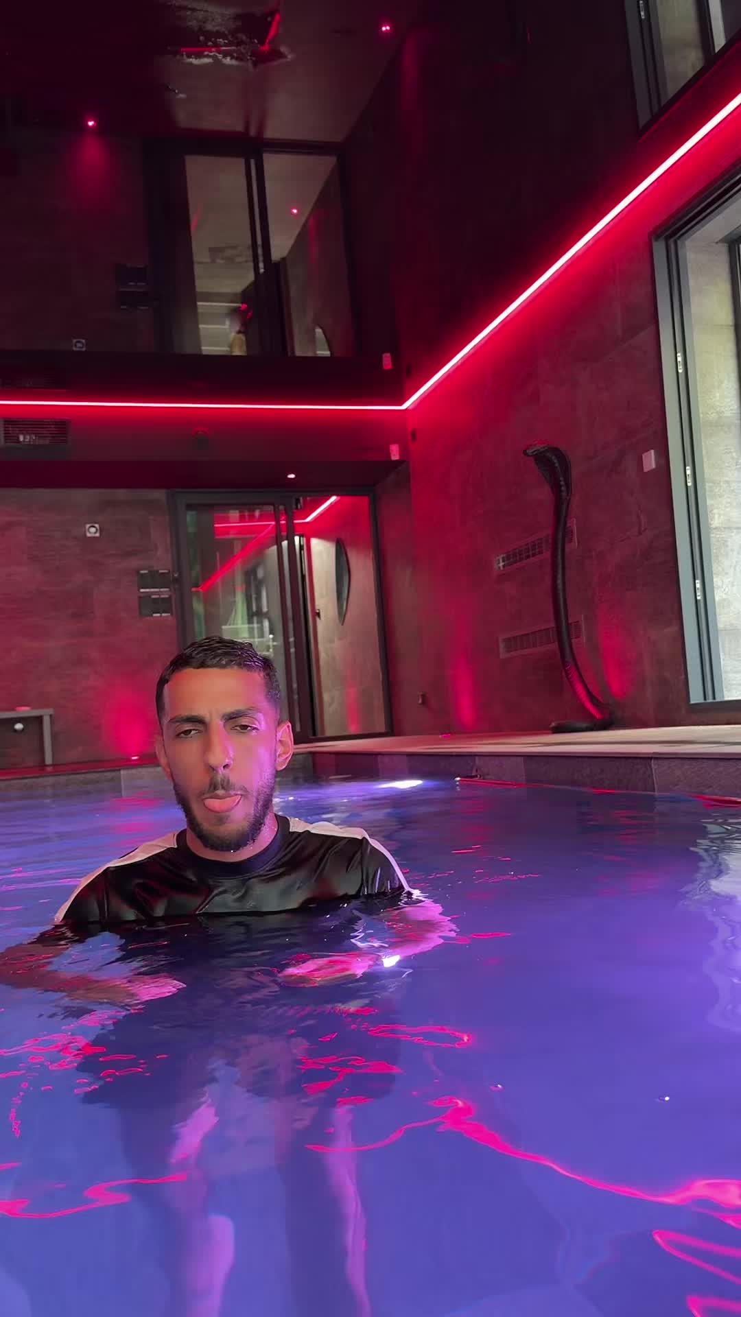@S O F I A N E  & S E L M A