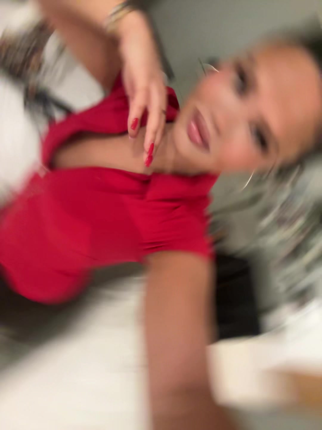 @1tzn3s