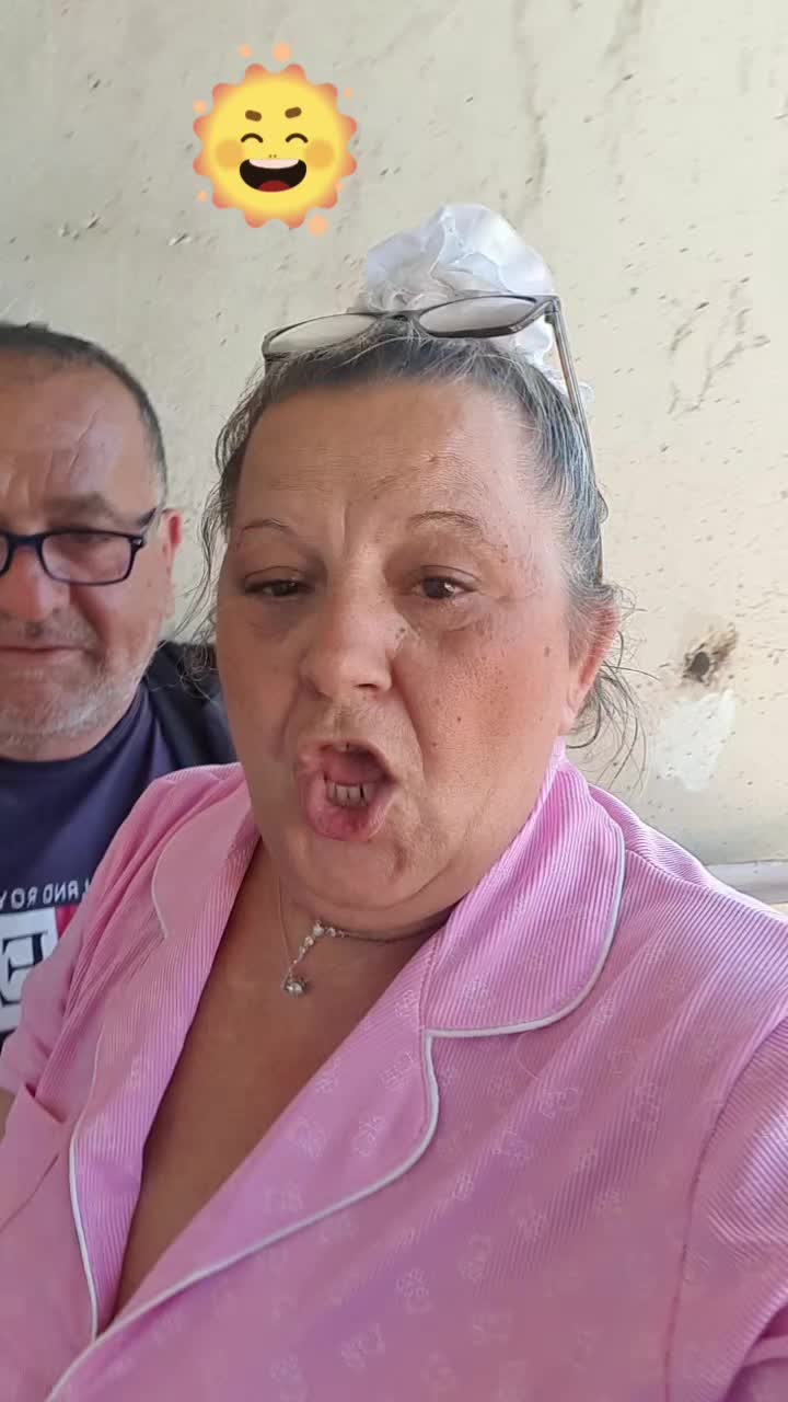 @angela bella bionda pazzerella