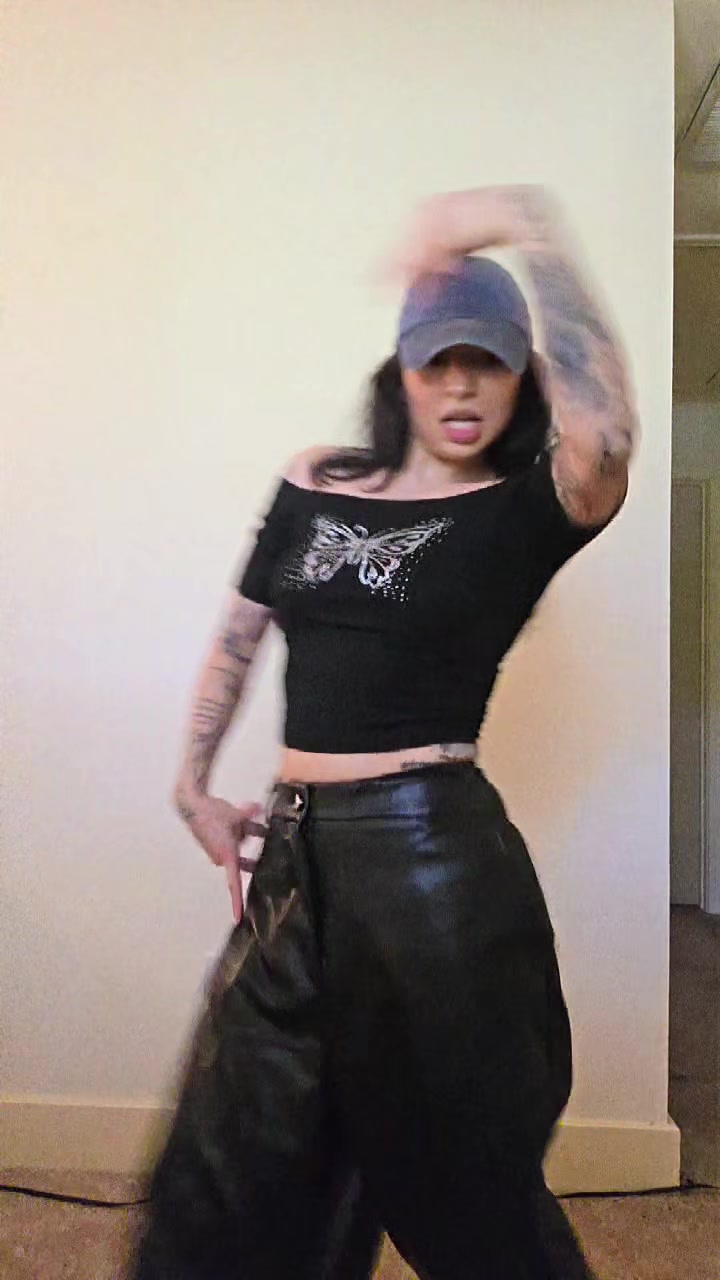 @karina