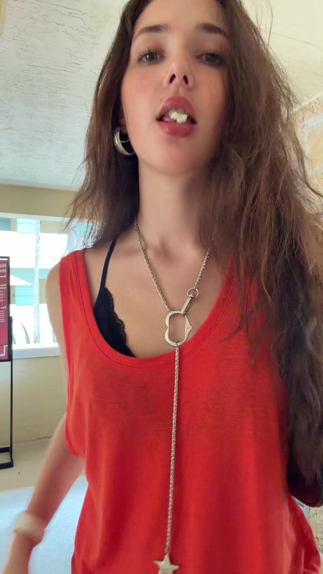 @Bella 🦄