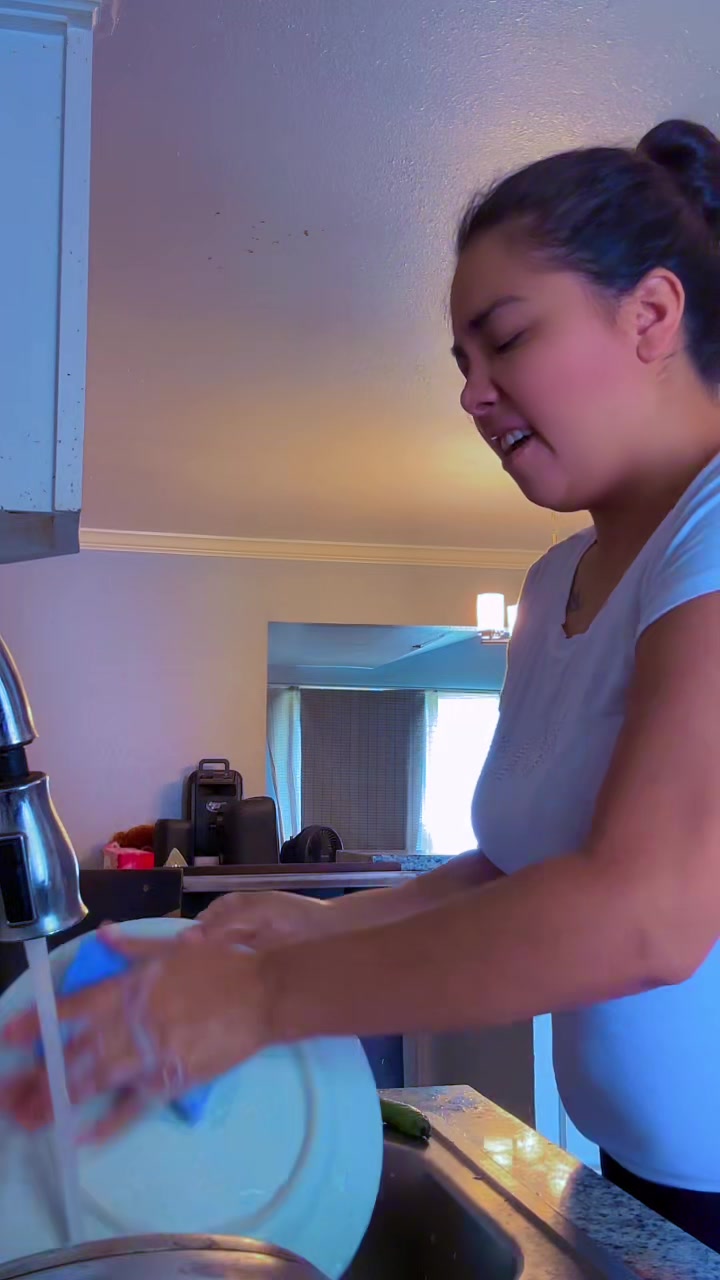 @Lili'Aguilar
