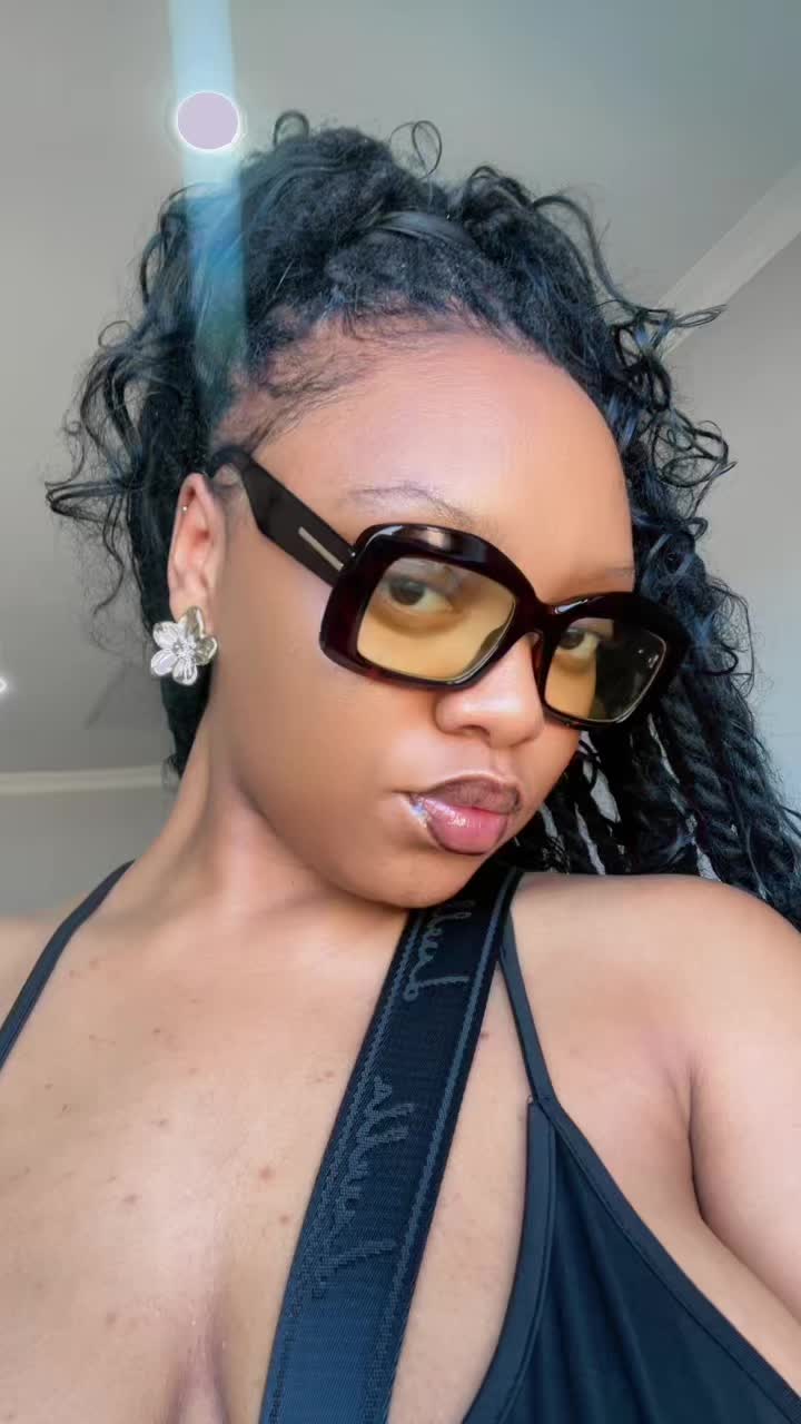 @Zanele M