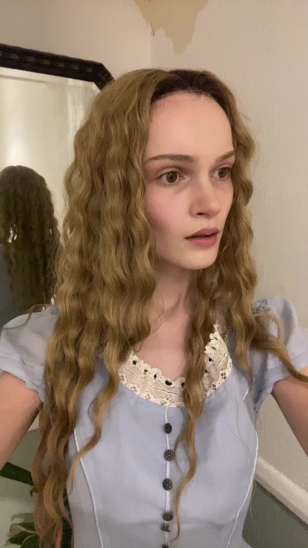 @lillygoumentt