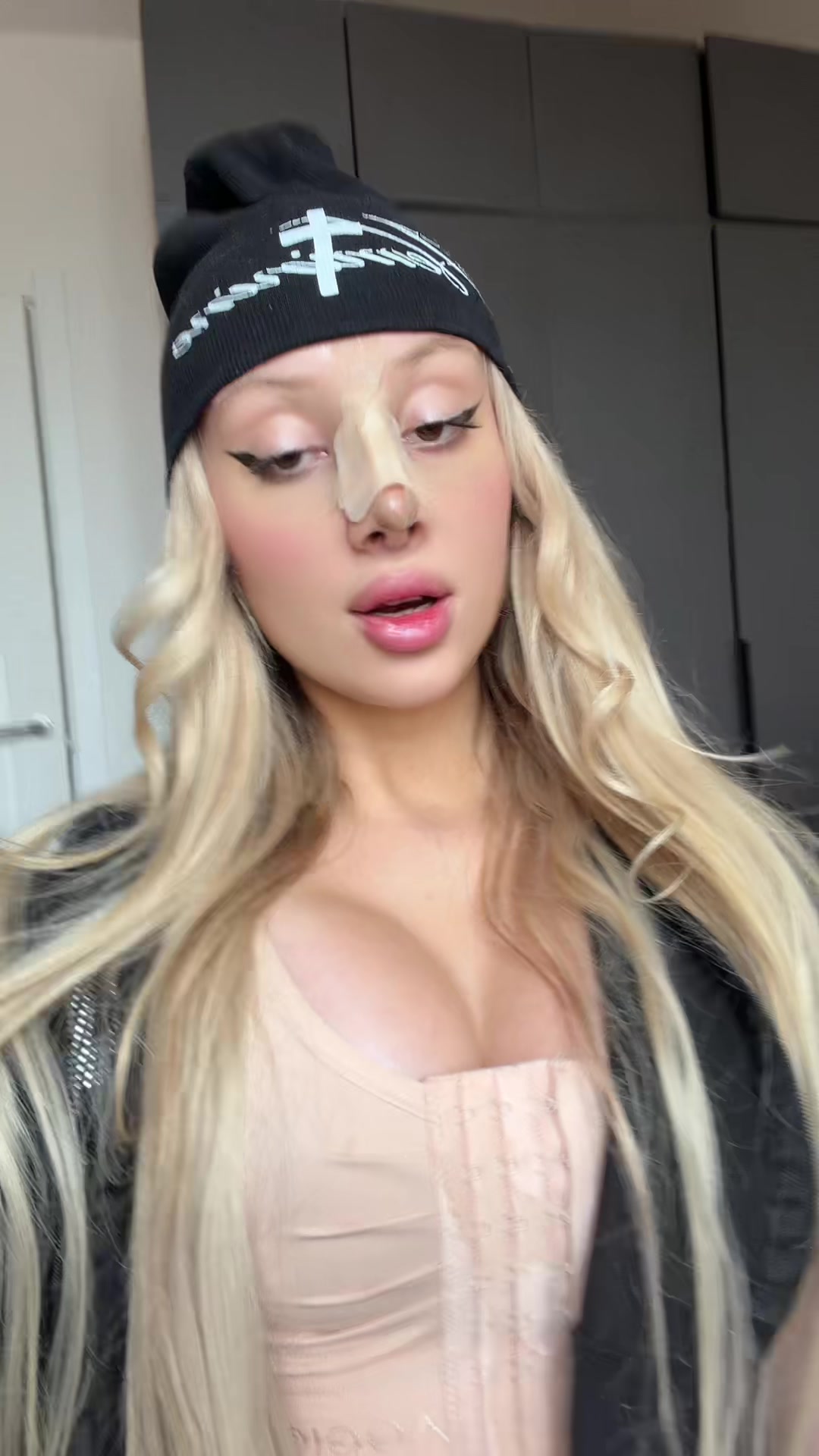 @Karina