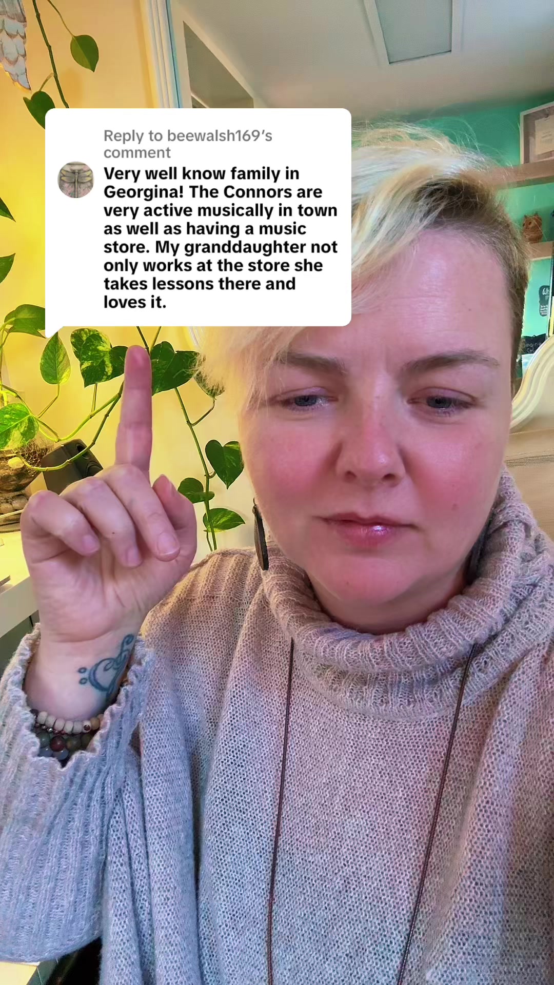 @🇨🇦 Bernadette Connors