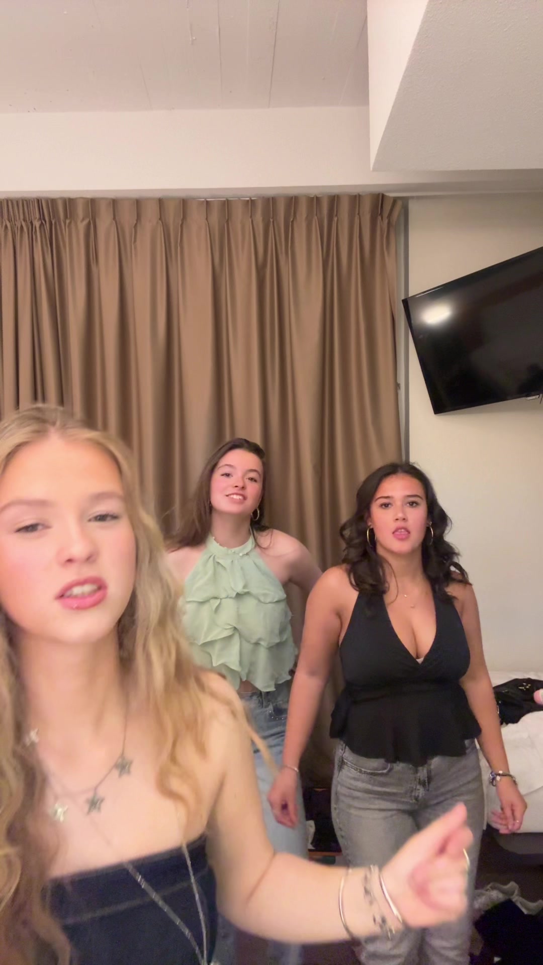 @Zoe Isabella