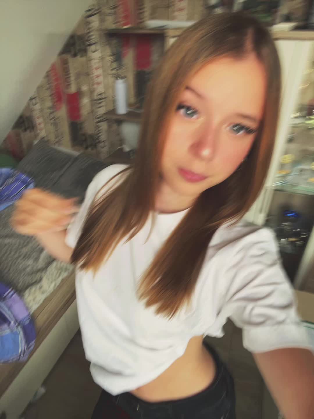 @𝒞𝓁𝒶𝓇𝒶
