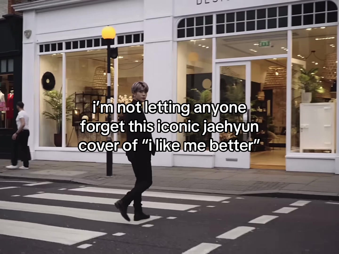 @jivxso&sup1;&sup2;⁷