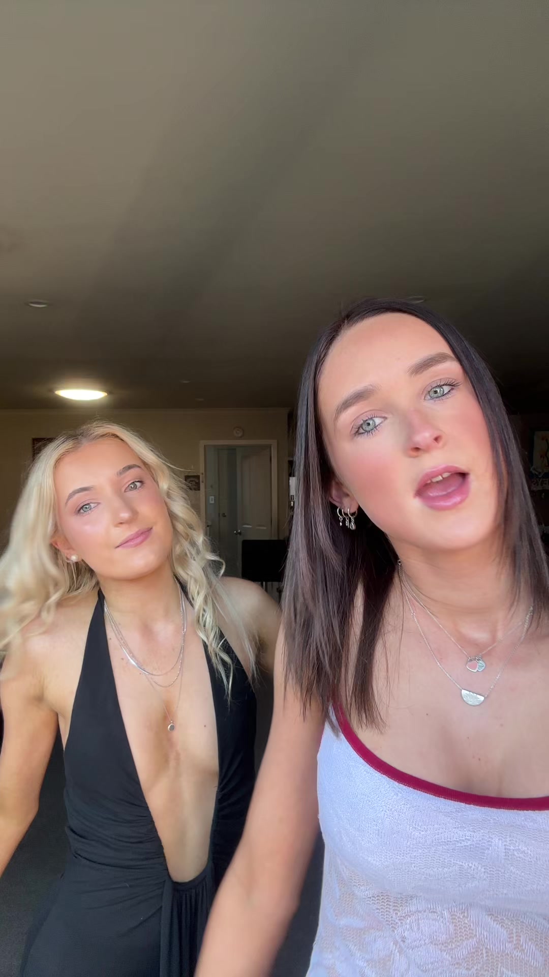 @ellassecret