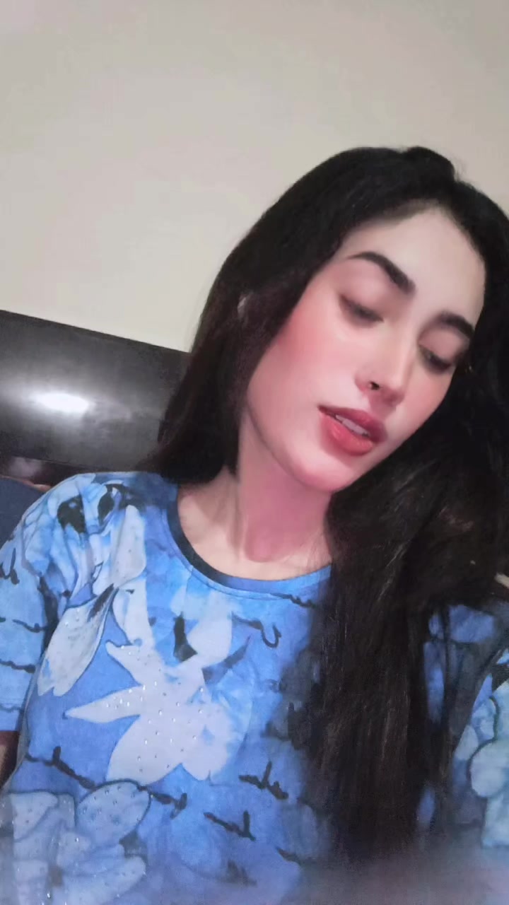 @𝐏𝐞𝐞𝐡𝐮 𝐛𝐡𝐚𝐭𝐭𝐢 ❤