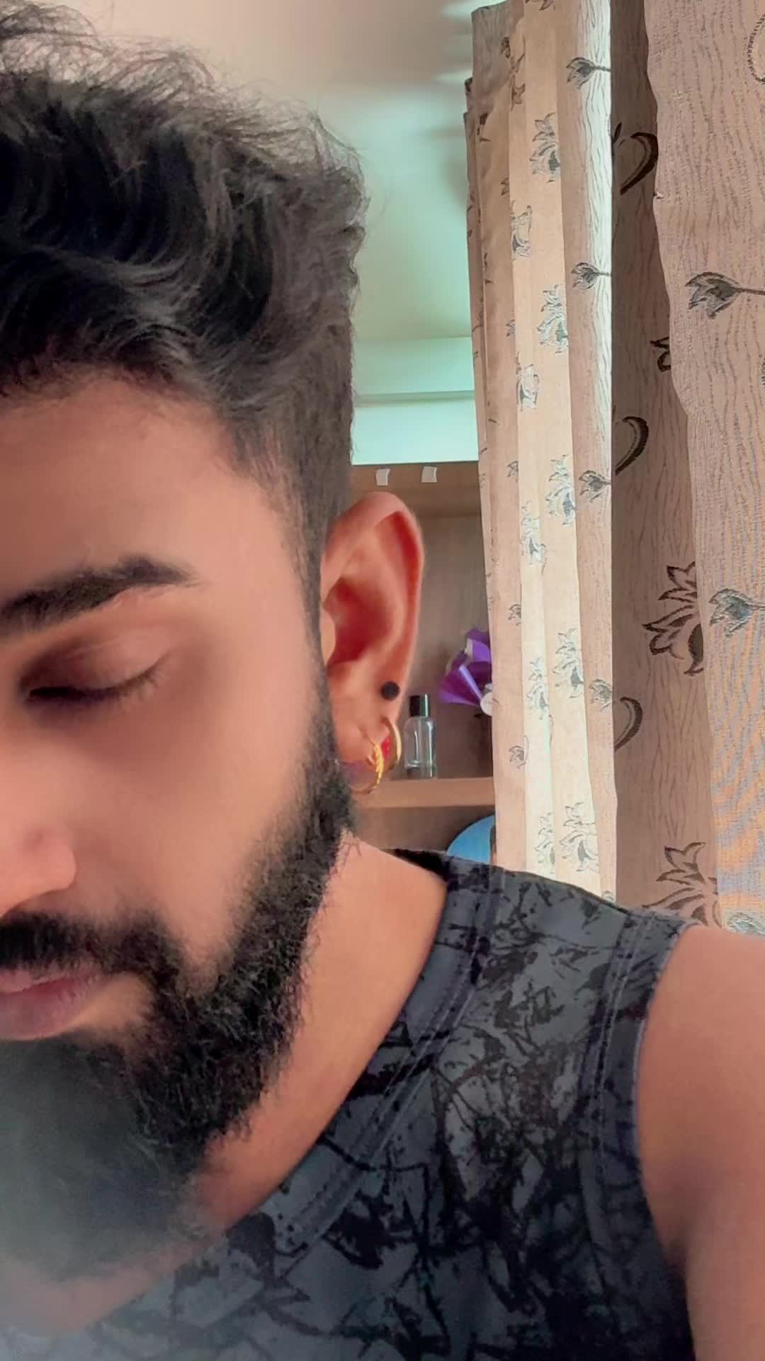 @ShasiVendhan 👑