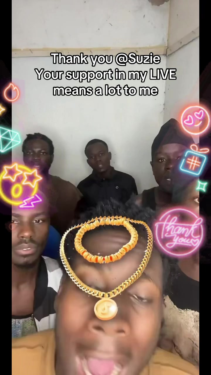 @Happy boys 224