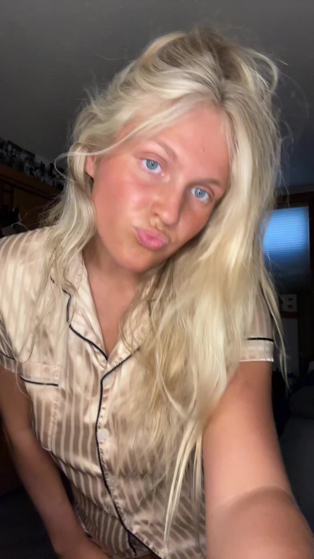 @😵&zwj;💫