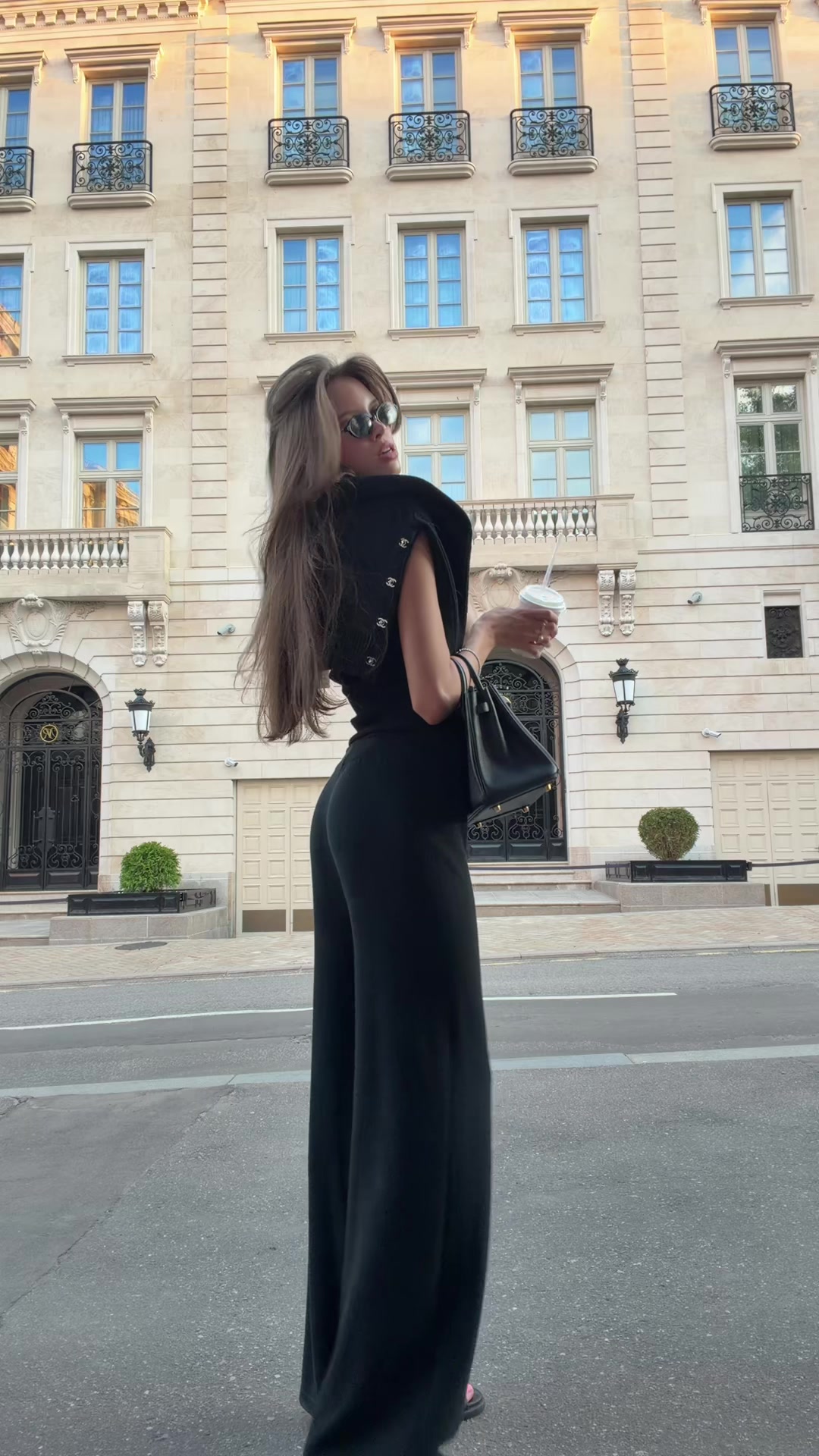 @Alisa
