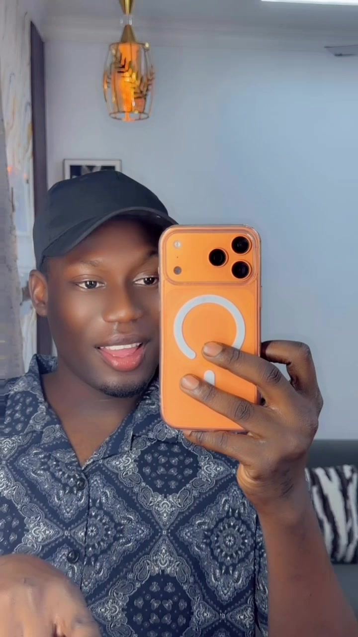 @ALEX__MAKEOVERS