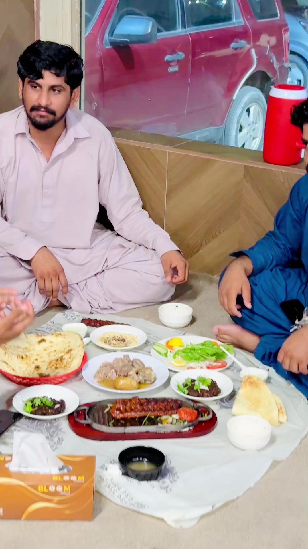 @اِبرو کھوجہ 🦅🔥🥷🏻