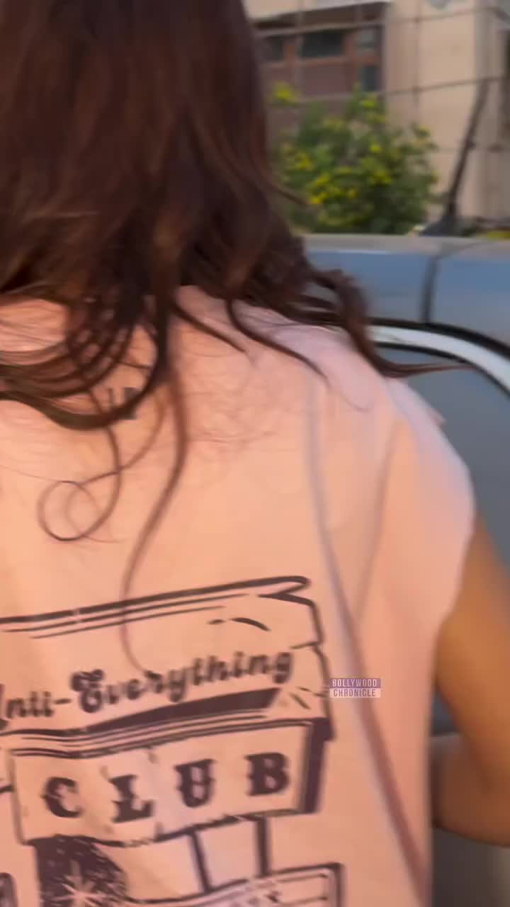 @🌸 𝓫𝓸𝓵𝓵𝔂 𝓿𝓲𝓫𝓮𝓼