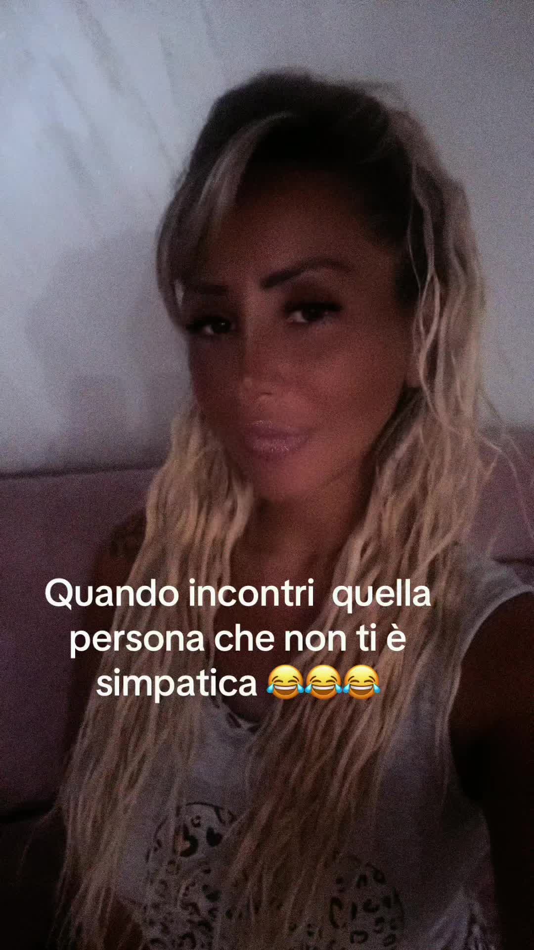 @Ramona Brandi86