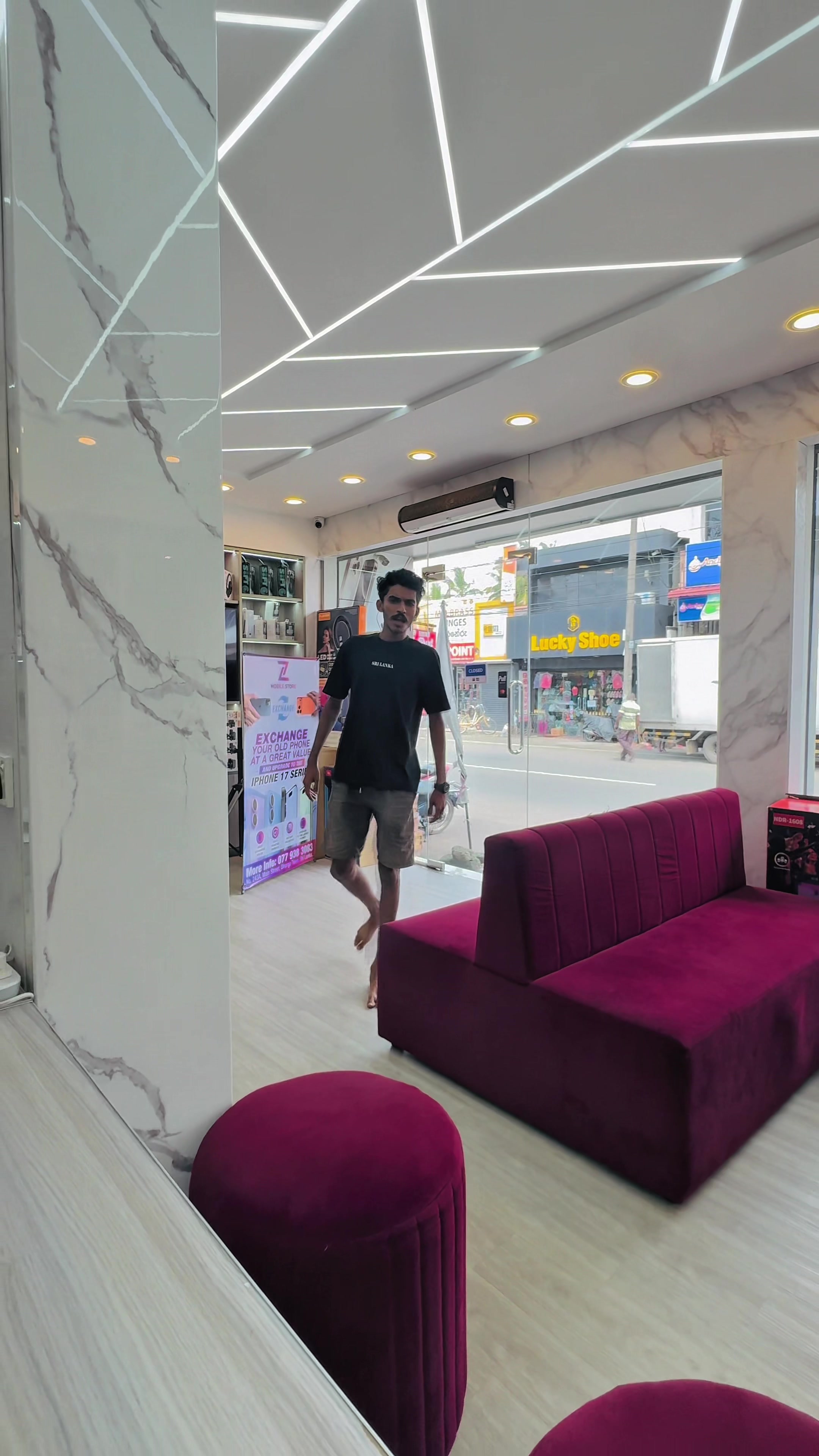@MOBILE STORE