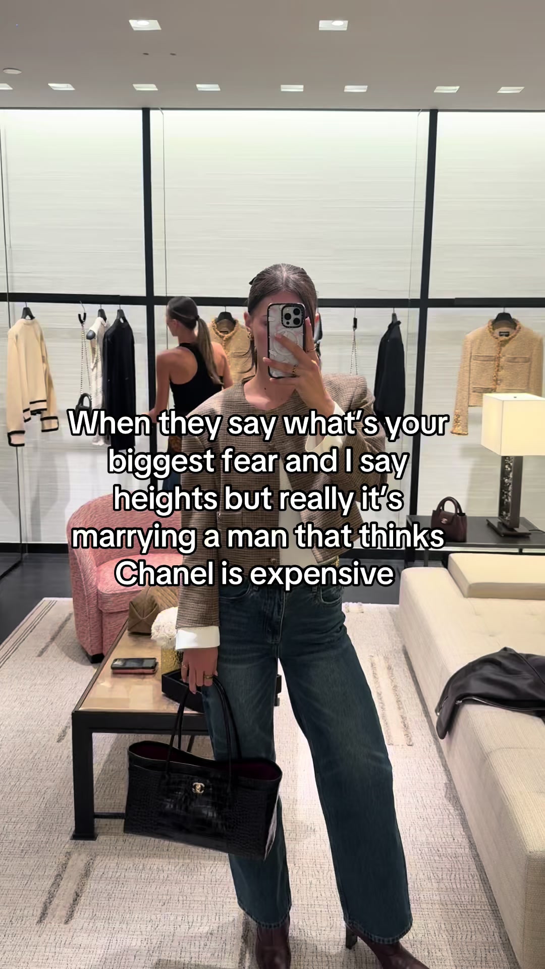 @bellewynnn