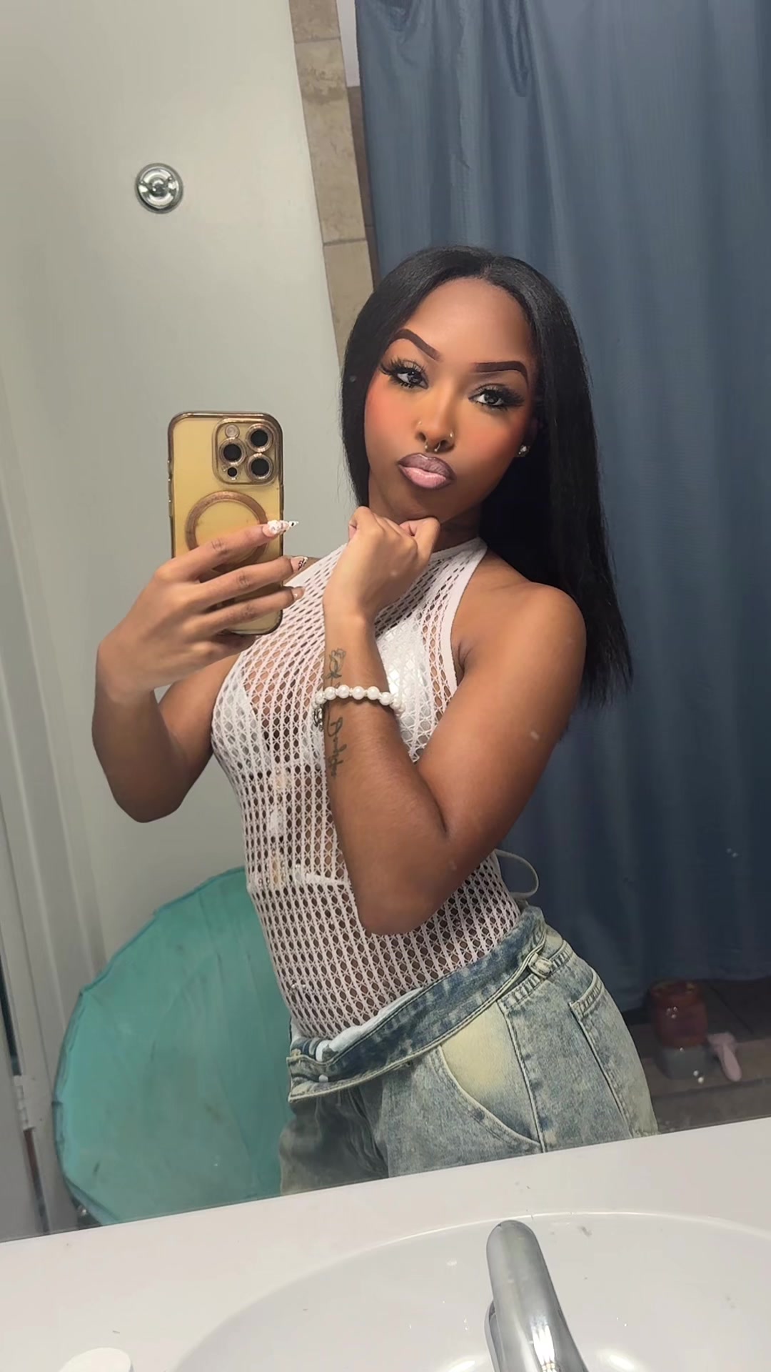 @aniyahmenzell