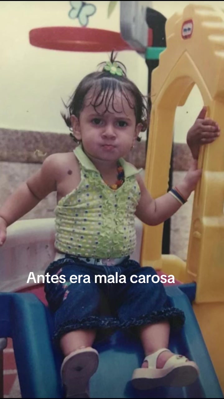 @Paula Andrea🦋