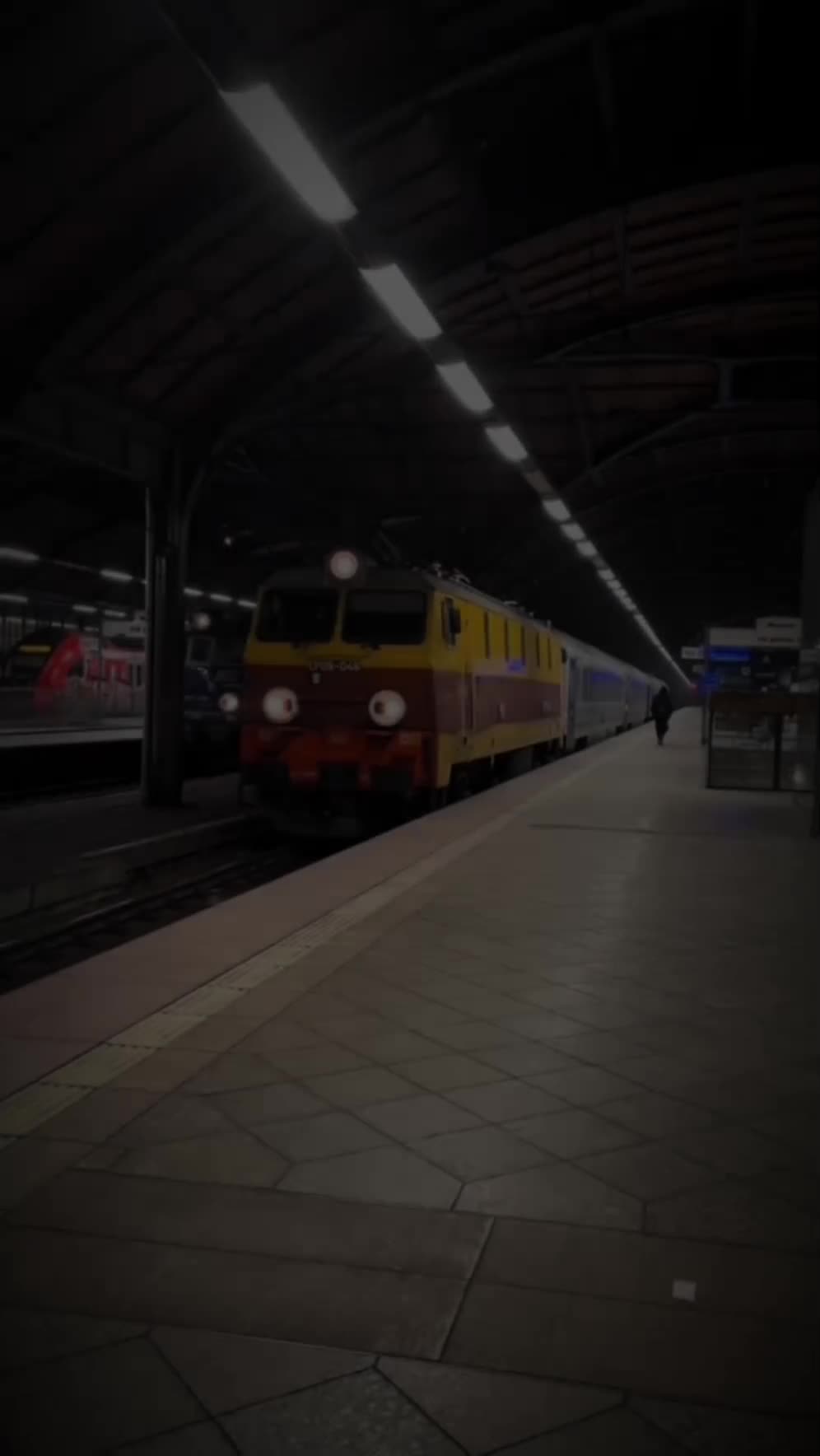 @🇵🇱 EP07-201 🇵🇱