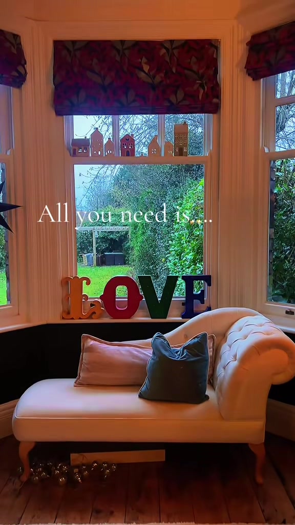 @Victorian House Jules