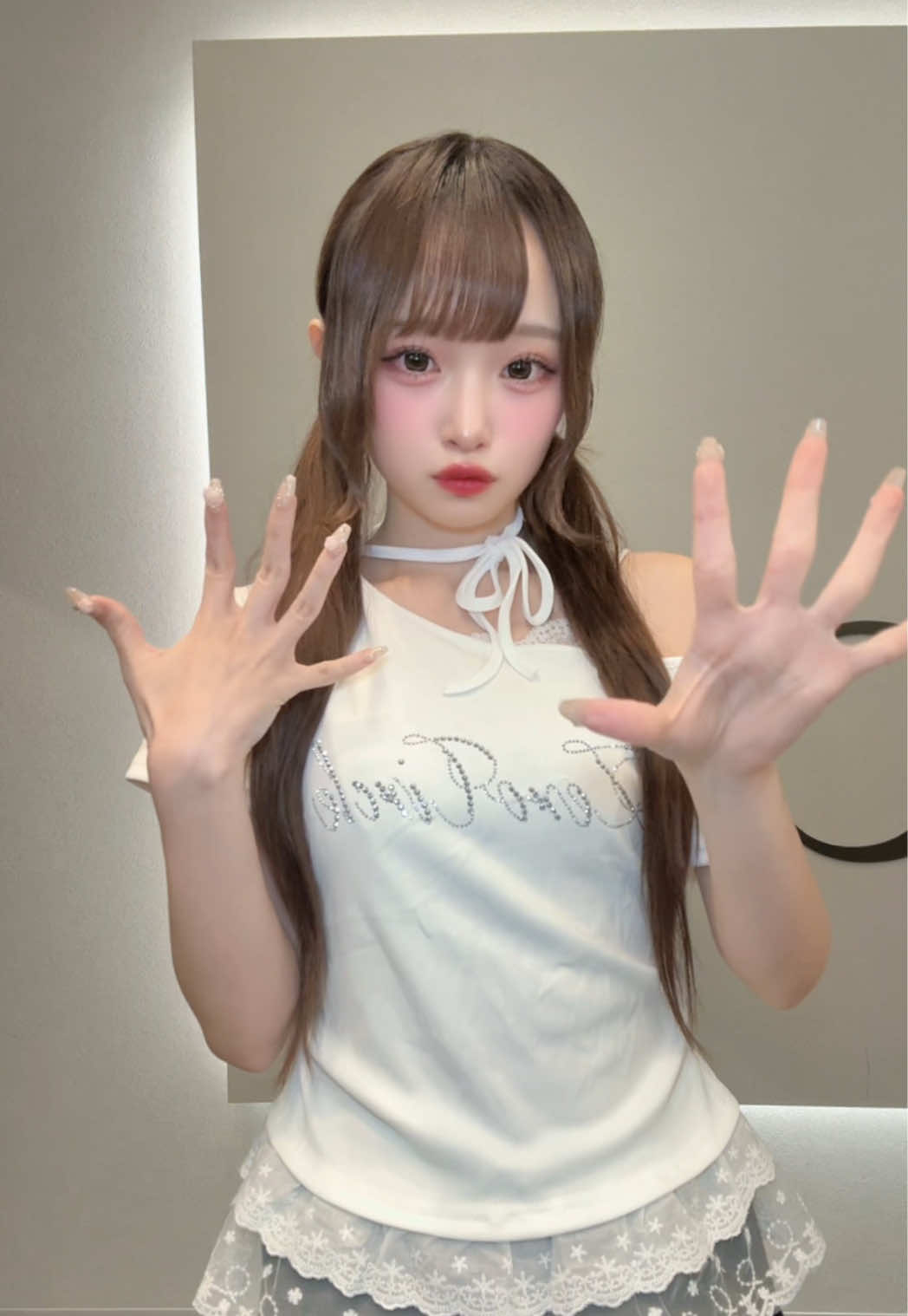 @にしのありさ