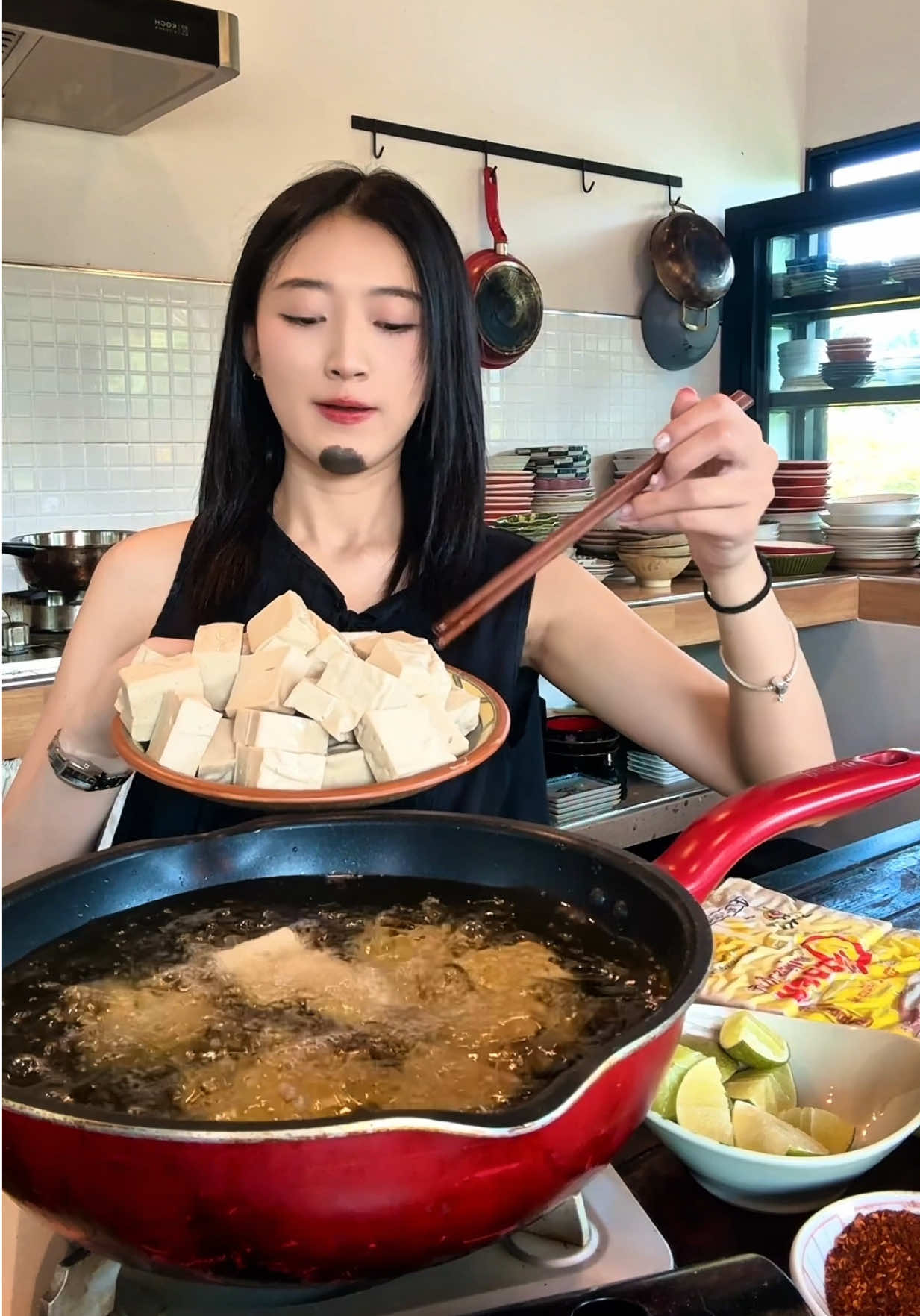 @อาลี่ก๋ง. ( 5.2 M ) 🪞👸💗🌷✨