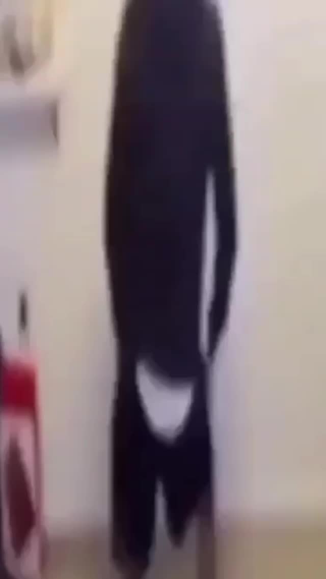 @👋