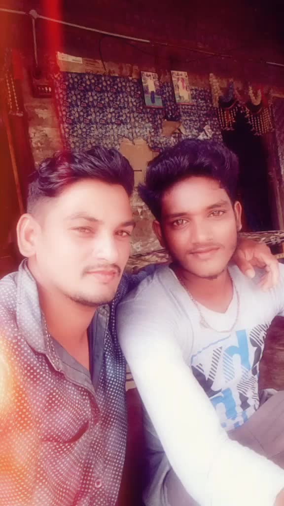 @Gulabi King