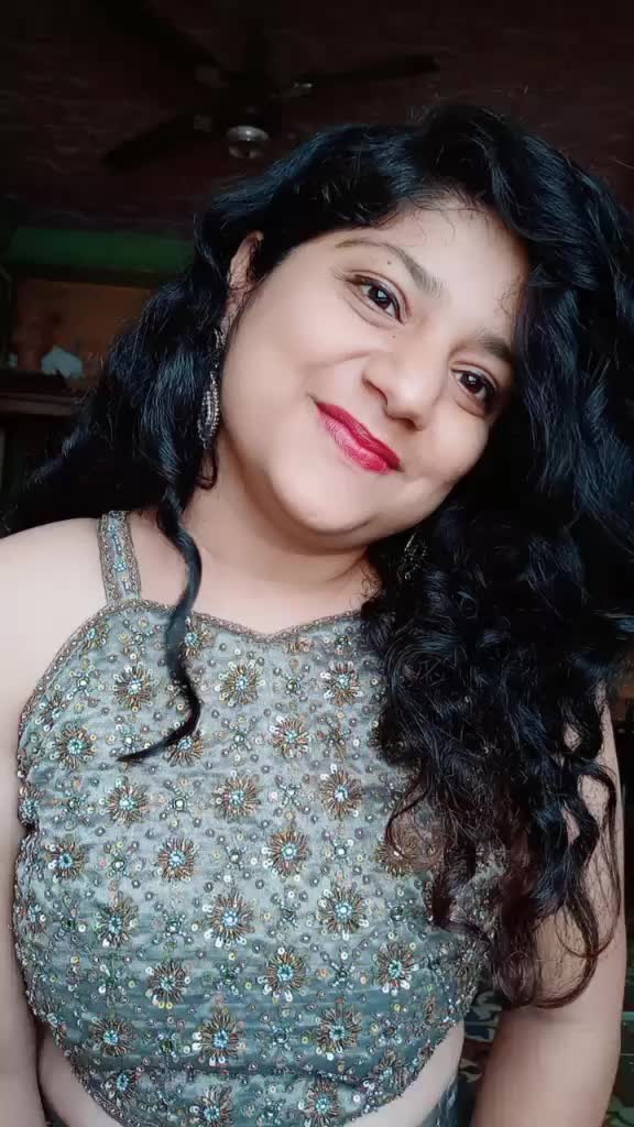 @Roshani_Makhija