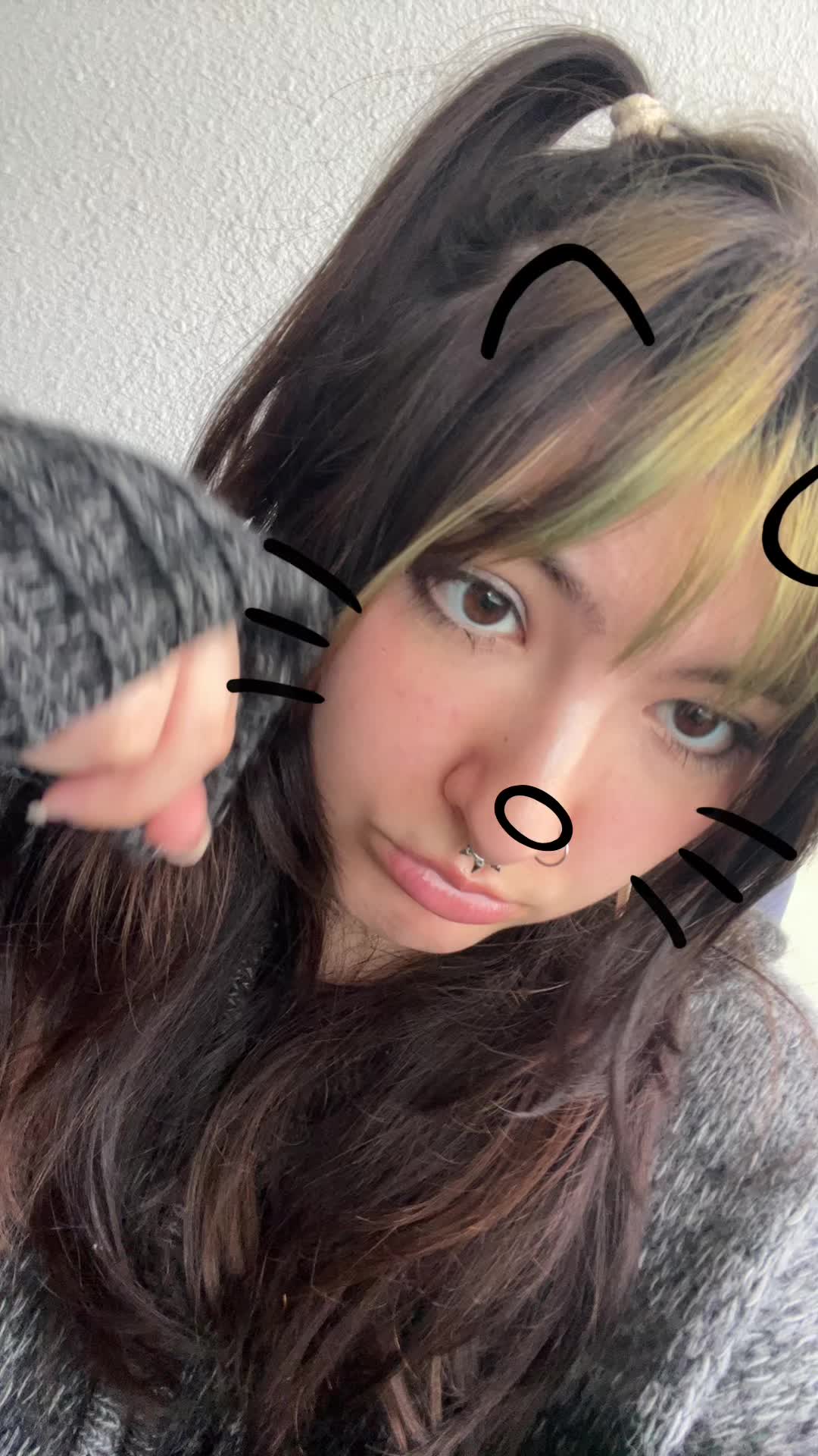 @mikayla