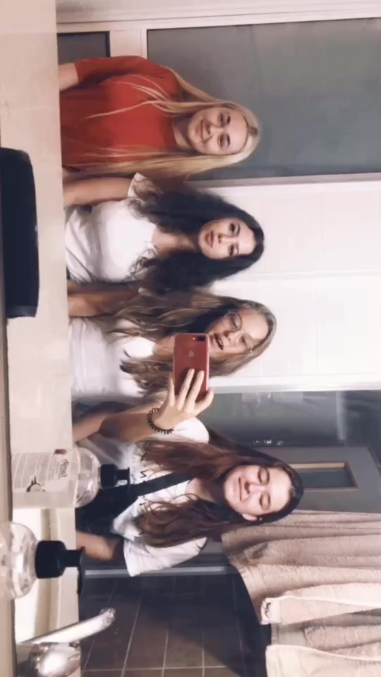 @ARINA PAVLOV