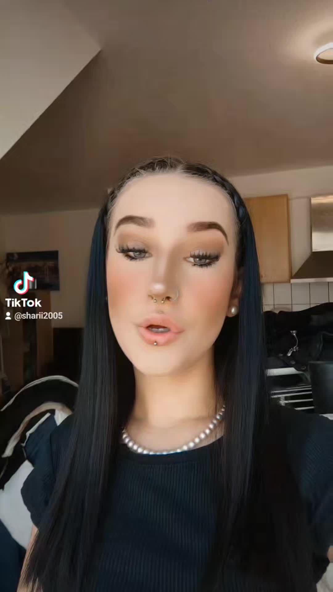 @Shari.