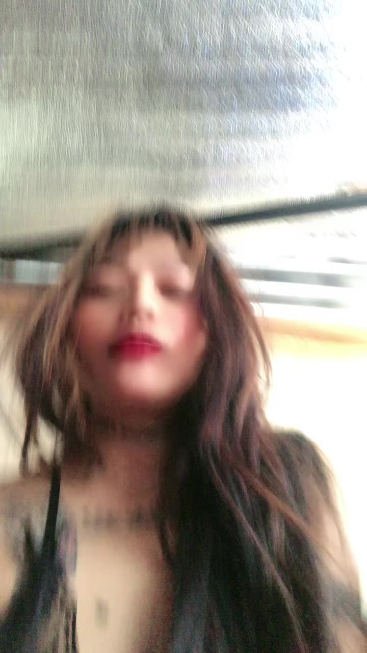 @Trixie Llanes
