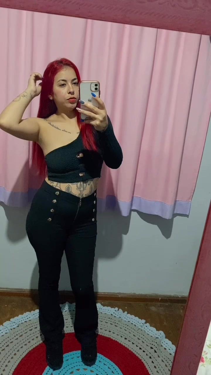@jhenii_freitas